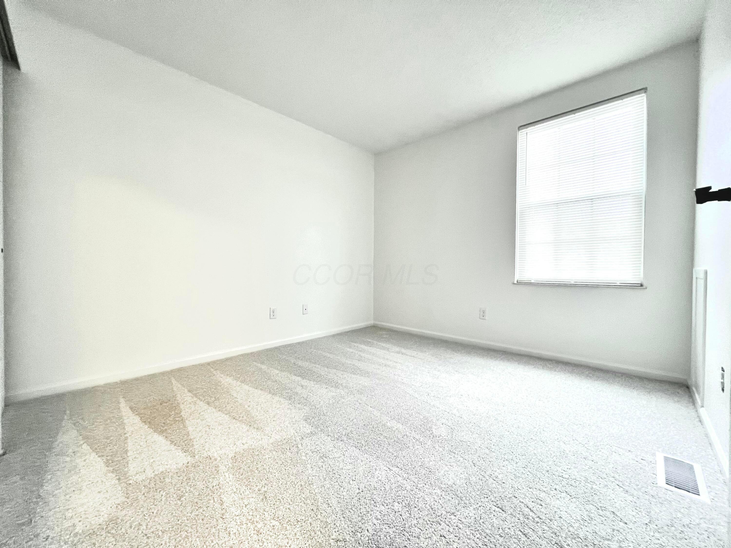 4935 Stoneybrook Boulevard #18D, Hilliard, Ohio image 16
