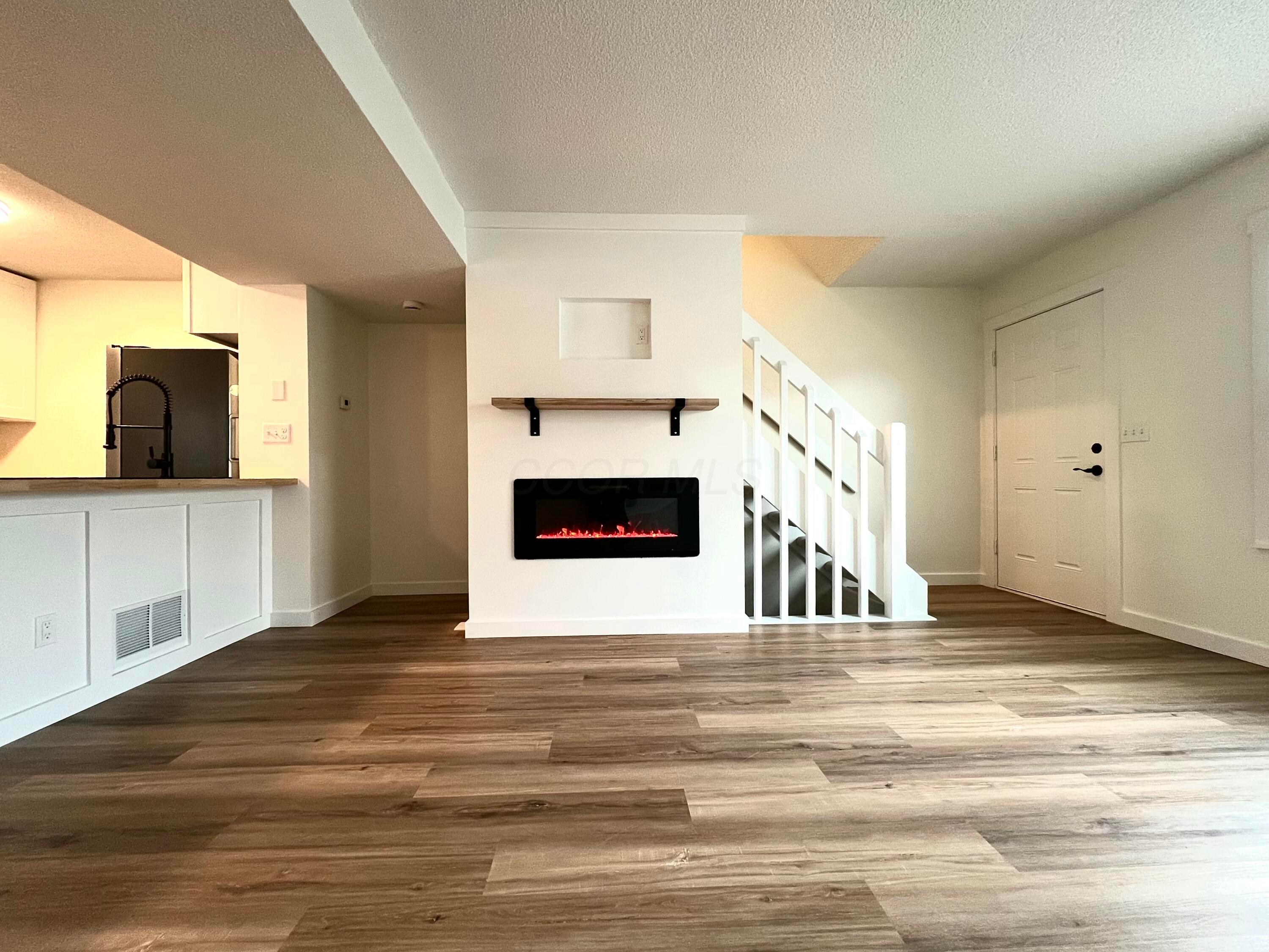 4935 Stoneybrook Boulevard #18D, Hilliard, Ohio image 12