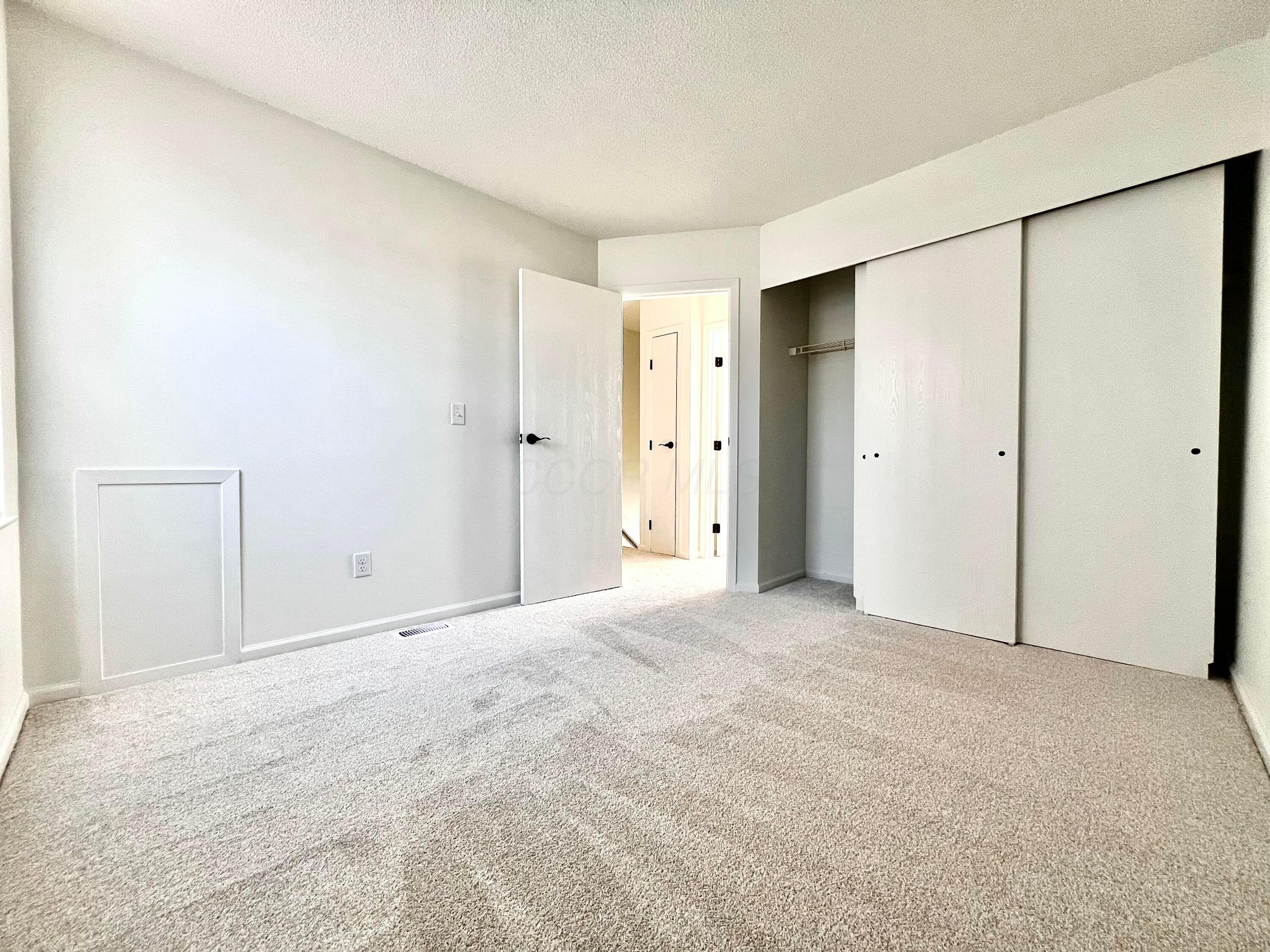 4935 Stoneybrook Boulevard #18D, Hilliard, Ohio image 14