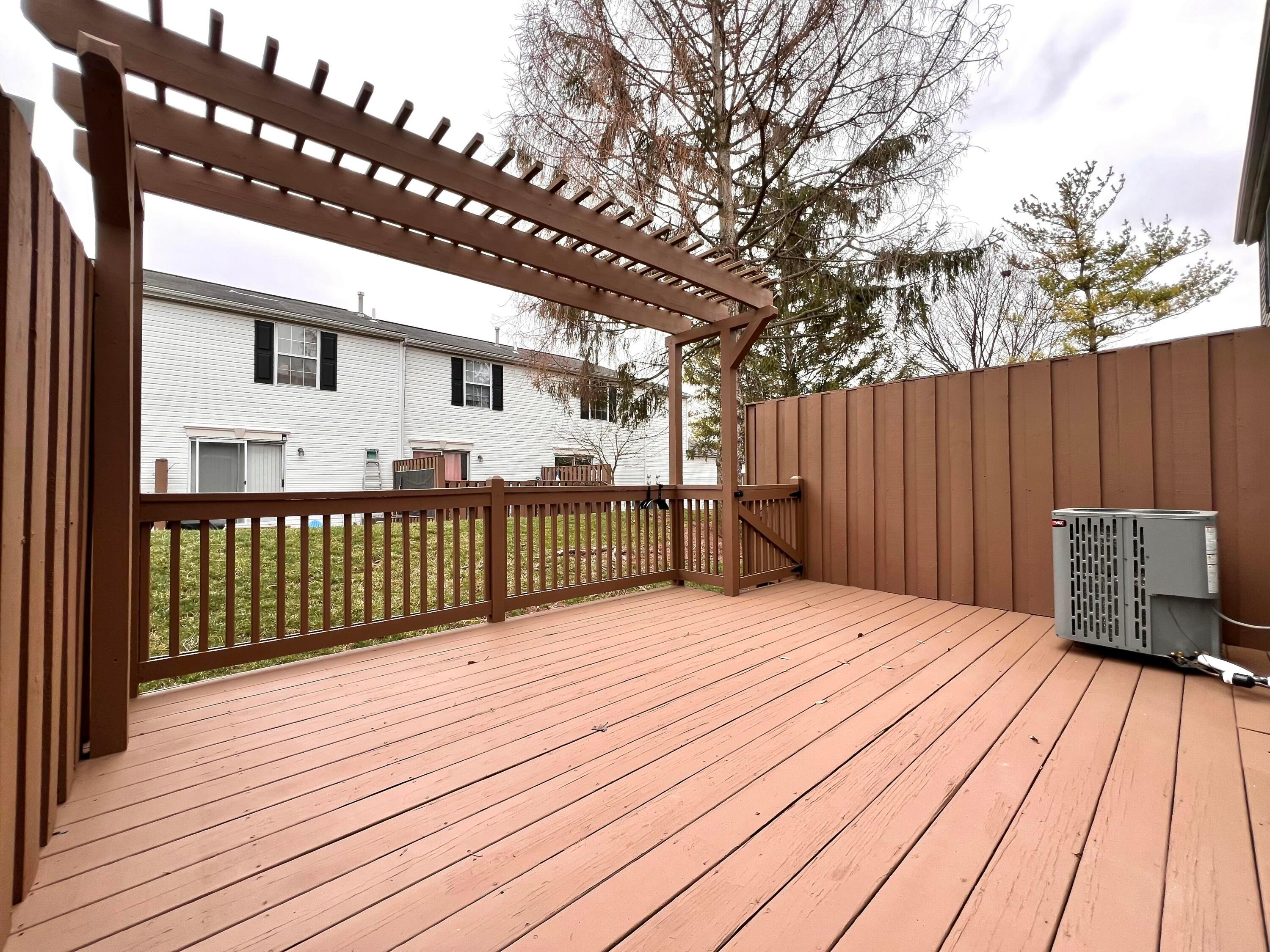 4935 Stoneybrook Boulevard #18D, Hilliard, Ohio image 27