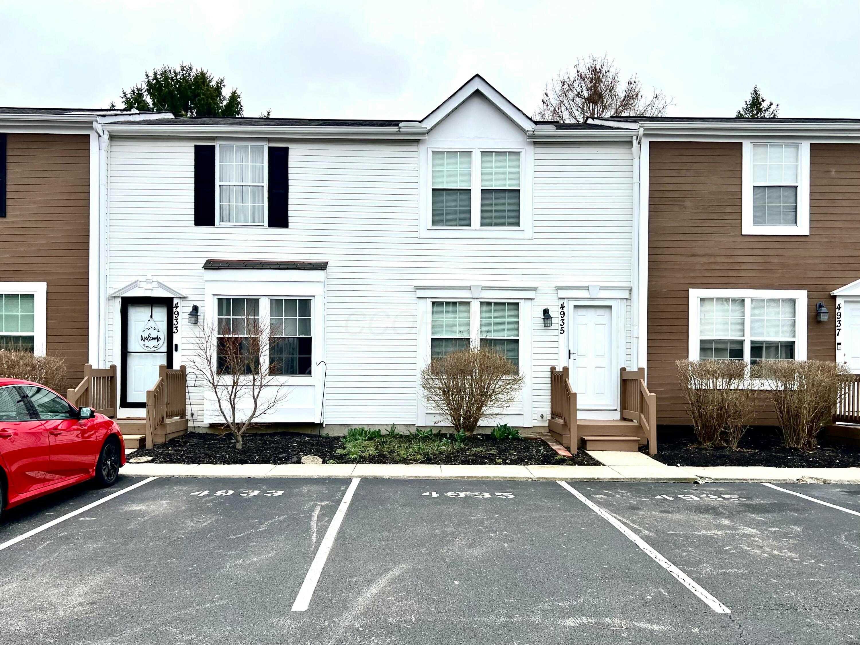 4935 Stoneybrook Boulevard #18D, Hilliard, Ohio image 1