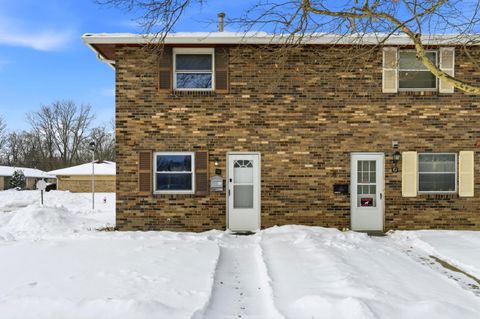 Photo of 2375 Woodbrook Circle N 128 #128, Columbus, OH 43223 (MLS # 226002605)