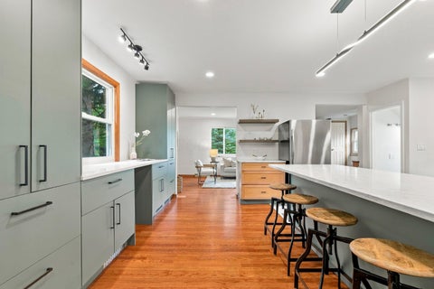 Tiny photo for 2047 Mccoy Road, Upper Arlington, OH 43220 (MLS # 226035861)