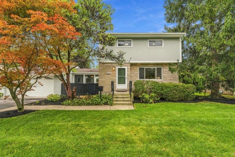 Tiny photo for 2047 Mccoy Road, Upper Arlington, OH 43220 (MLS # 226035861)