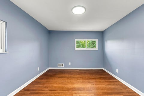 Tiny photo for 2047 Mccoy Road, Upper Arlington, OH 43220 (MLS # 226035861)