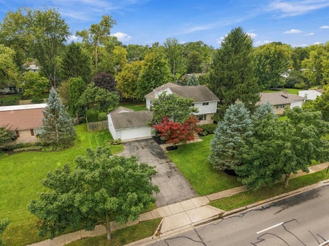Tiny photo for 2047 Mccoy Road, Upper Arlington, OH 43220 (MLS # 226035861)