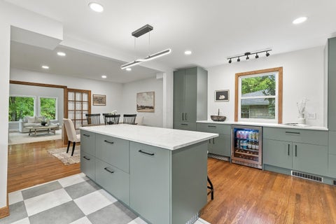Tiny photo for 2047 Mccoy Road, Upper Arlington, OH 43220 (MLS # 226035861)