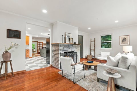 Tiny photo for 2047 Mccoy Road, Upper Arlington, OH 43220 (MLS # 226035861)