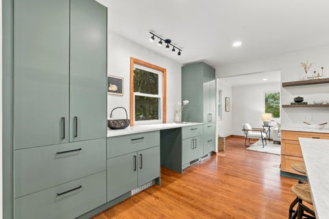 Tiny photo for 2047 Mccoy Road, Upper Arlington, OH 43220 (MLS # 226035861)