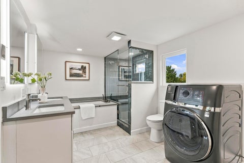 Tiny photo for 2047 Mccoy Road, Upper Arlington, OH 43220 (MLS # 226035861)