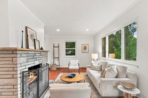 Tiny photo for 2047 Mccoy Road, Upper Arlington, OH 43220 (MLS # 226035861)