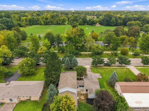 Tiny photo for 2047 Mccoy Road, Upper Arlington, OH 43220 (MLS # 226035861)