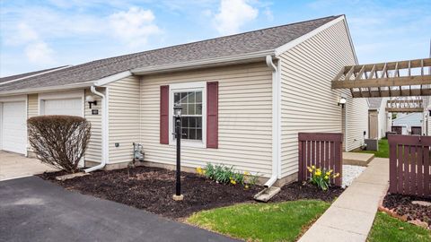 Photo of 107 Belmont Avenue 18-B #18-B, Newark, OH 43055 (MLS # 224009011)