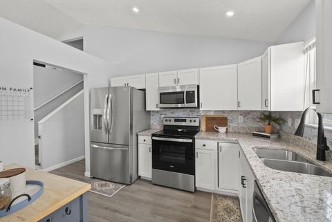 Tiny photo for 2297 Shelby Lane, Hilliard, OH 43026 (MLS # 226002839)