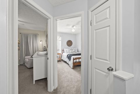 Tiny photo for 2297 Shelby Lane, Hilliard, OH 43026 (MLS # 226002839)