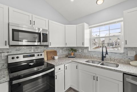 Tiny photo for 2297 Shelby Lane, Hilliard, OH 43026 (MLS # 226002839)