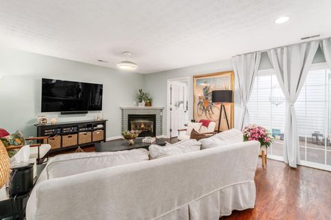 Tiny photo for 2522 Bloxom Street, Grove City, OH 43123 (MLS # 225045428)