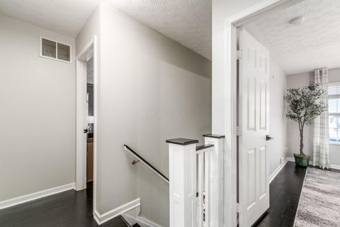 Tiny photo for 2522 Bloxom Street, Grove City, OH 43123 (MLS # 225045428)