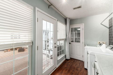 Tiny photo for 2522 Bloxom Street, Grove City, OH 43123 (MLS # 225045428)