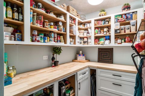 Tiny photo for 2522 Bloxom Street, Grove City, OH 43123 (MLS # 225045428)