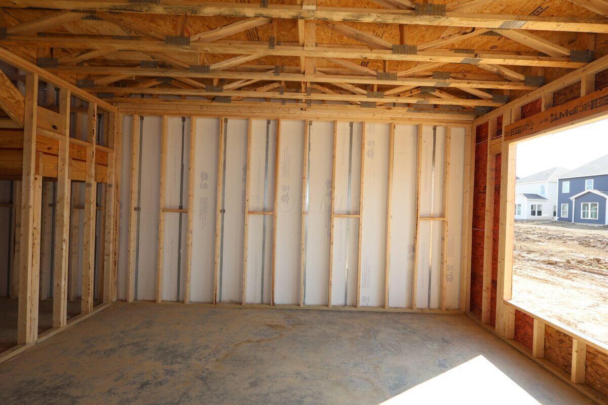 5666 Dutch Lane