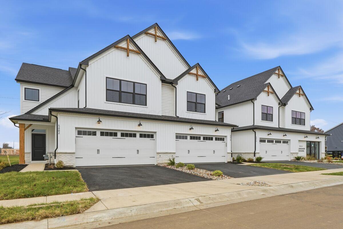 5666 Dutch Lane