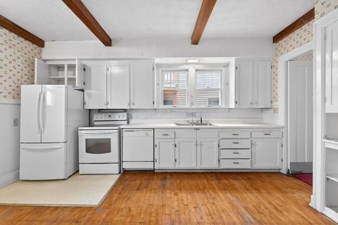 Tiny photo for 474 N Court Street, Circleville, OH 43113 (MLS # 225044514)