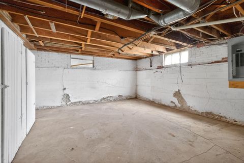 Tiny photo for 474 N Court Street, Circleville, OH 43113 (MLS # 225044514)