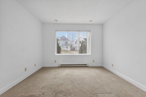 Tiny photo for 474 N Court Street, Circleville, OH 43113 (MLS # 225044514)