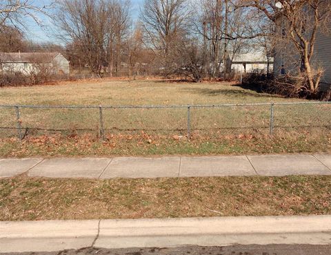 Photo of 2974 E Seventh Avenue, Columbus, OH 43219 (MLS # 226001388)