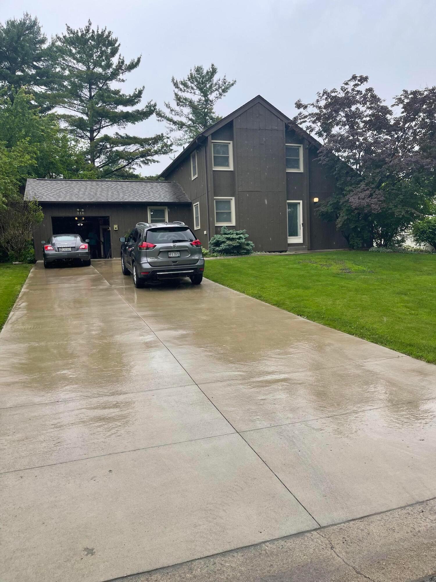314 Broken Arrow Road, Columbus, Ohio image 1