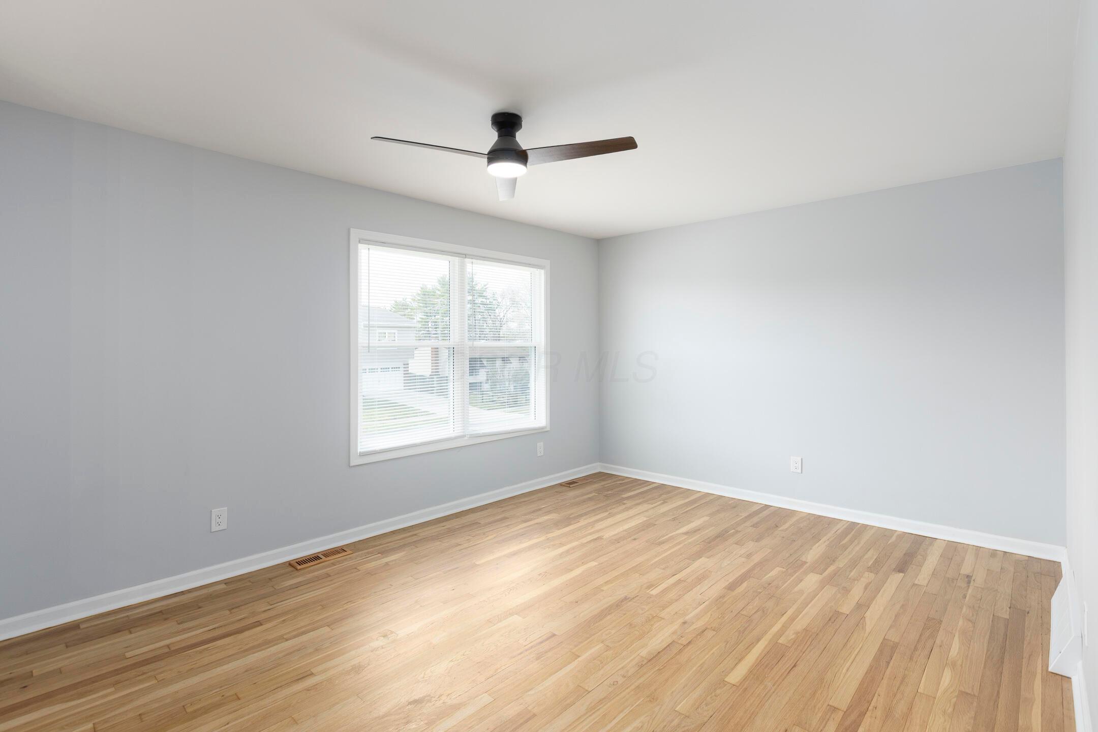 3106 Caralee Drive, Columbus, Ohio image 7