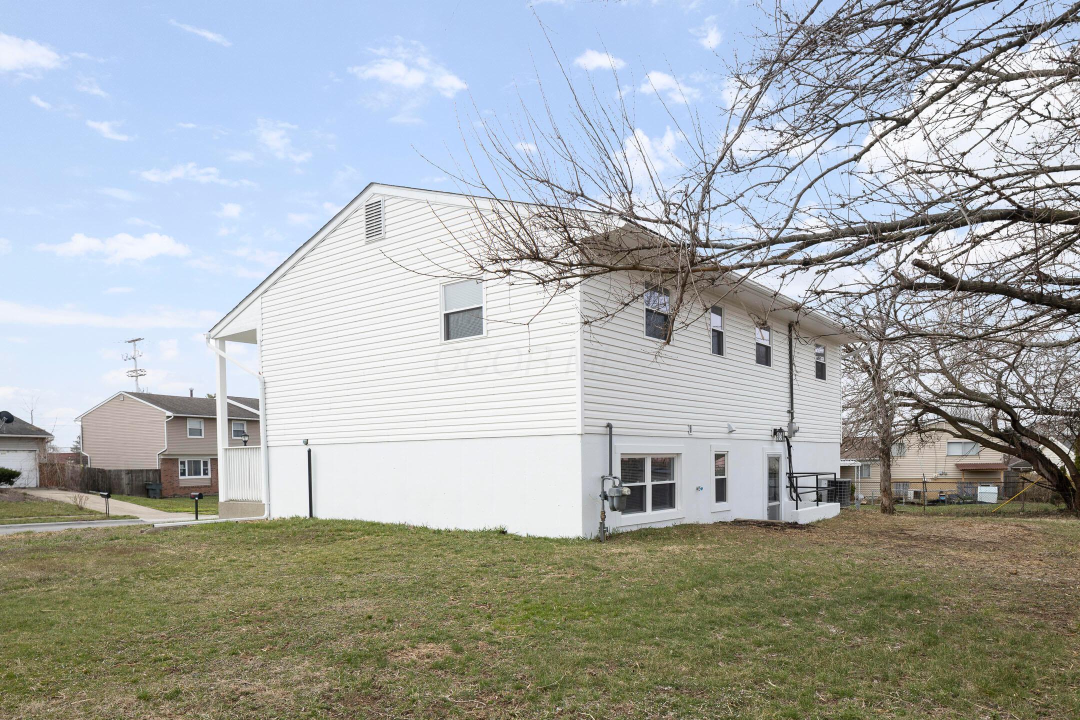3106 Caralee Drive, Columbus, Ohio image 33