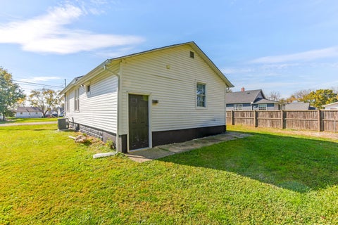 Tiny photo for 1600 Obetz Avenue, Columbus, OH 43207 (MLS # 226040972)
