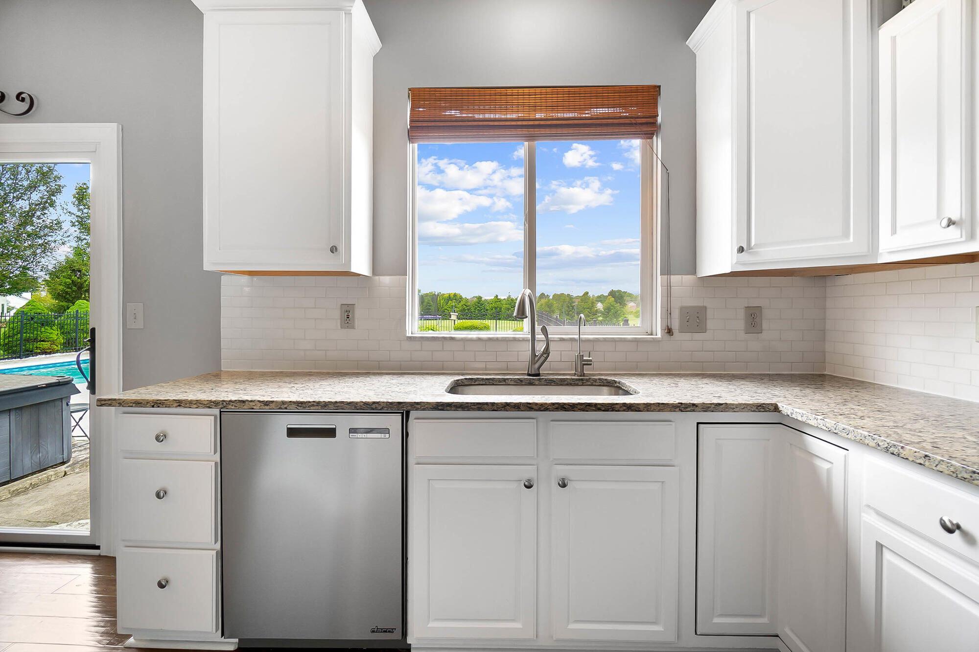 401 Warrenpoint Lane, Pataskala, Ohio image 29