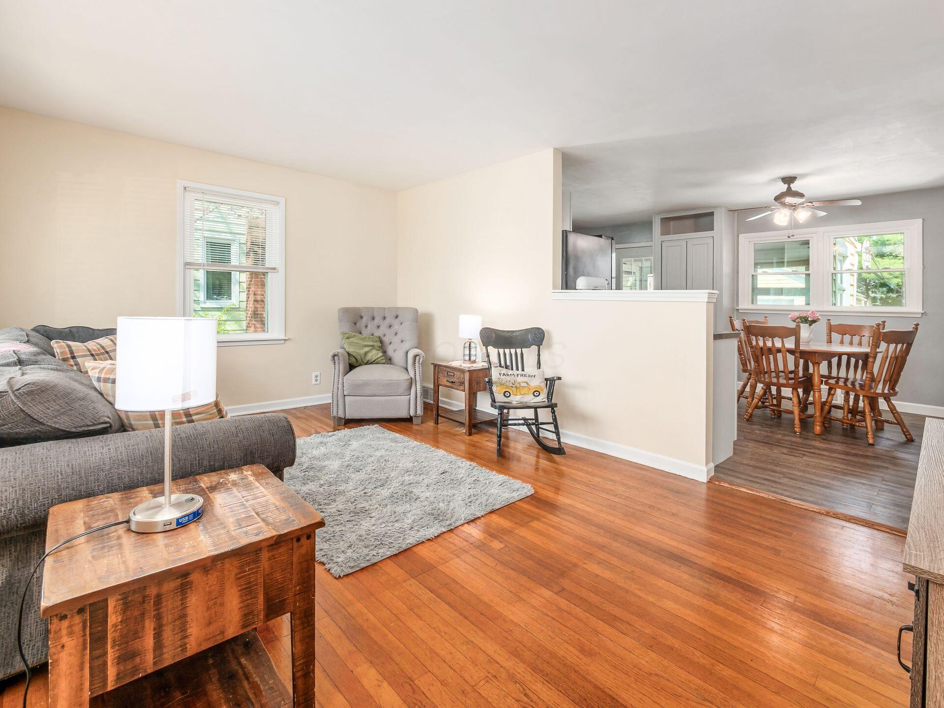 60 Parkview Avenue, Westerville, Ohio image 2