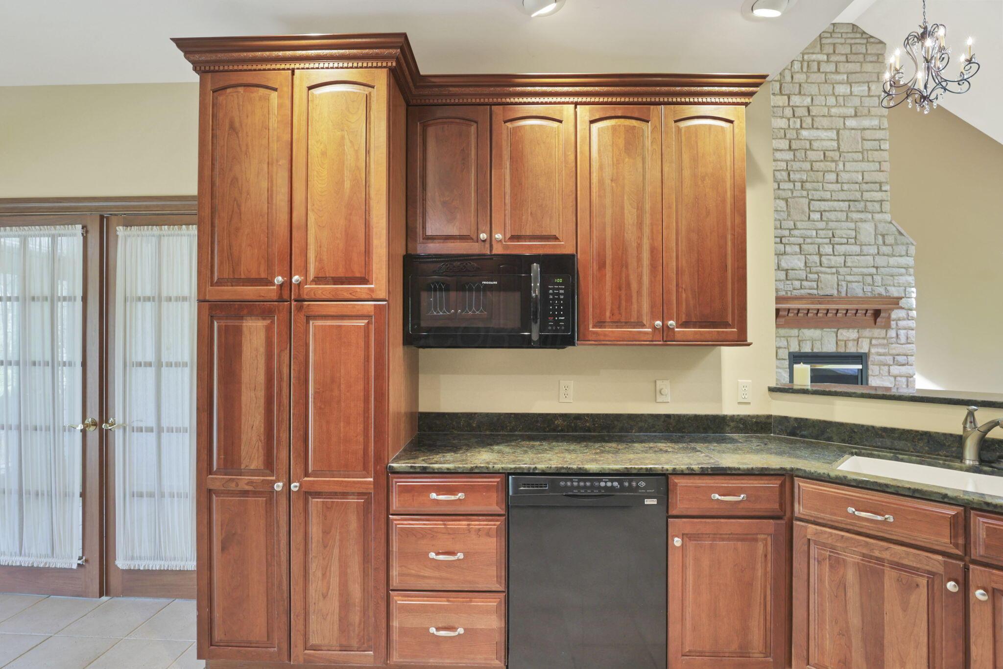 1200 Willow Road, Springfield, Ohio image 14