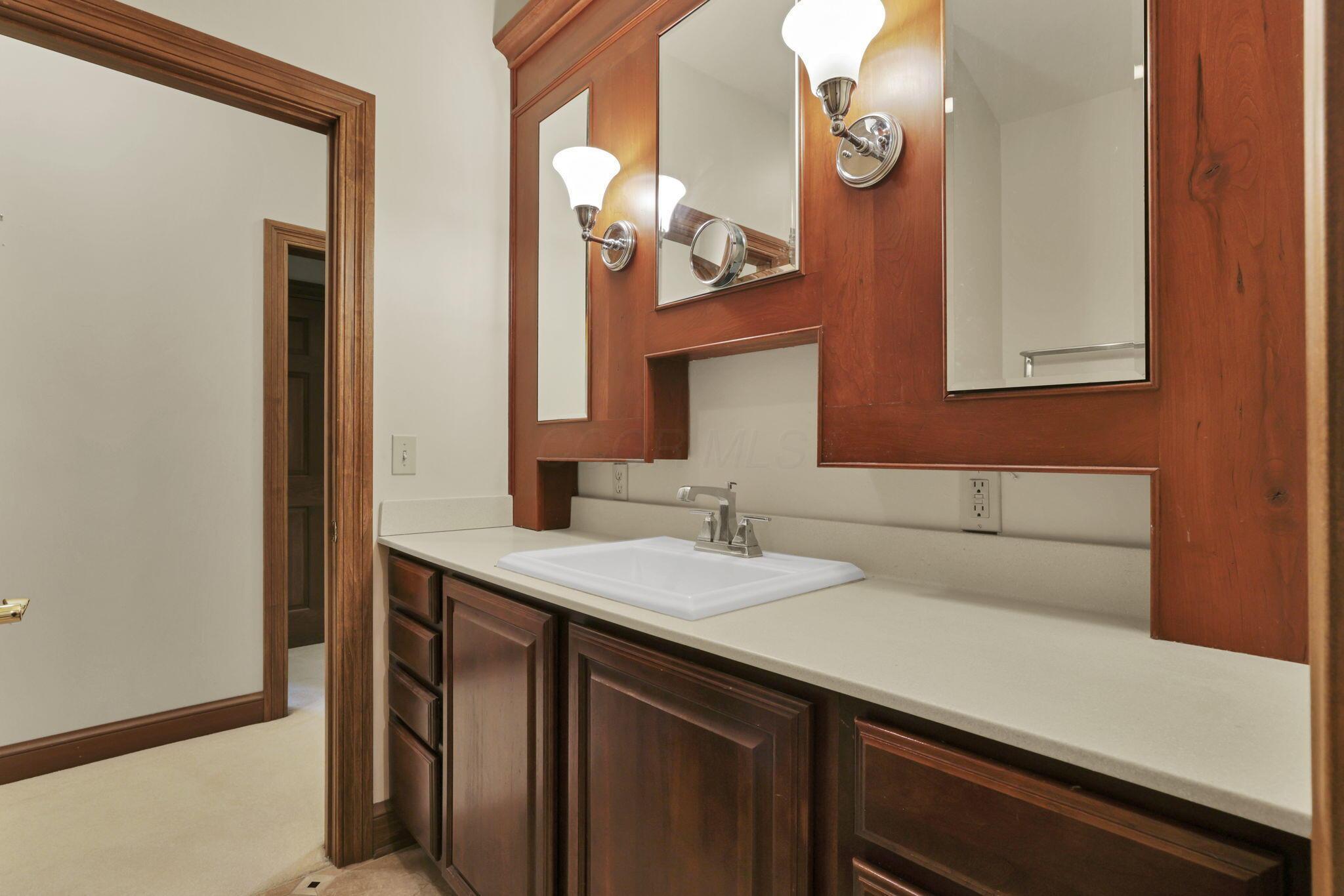 1200 Willow Road, Springfield, Ohio image 35