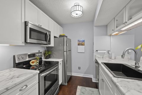 Tiny photo for 2002 Jasper Lane 26D #26D, Hilliard, OH 43026 (MLS # 225037619)