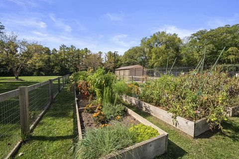 Tiny photo for 2002 Jasper Lane 26D #26D, Hilliard, OH 43026 (MLS # 225037619)