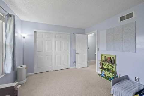 Tiny photo for 2002 Jasper Lane 26D #26D, Hilliard, OH 43026 (MLS # 225037619)