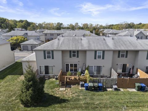Tiny photo for 2002 Jasper Lane 26D #26D, Hilliard, OH 43026 (MLS # 225037619)