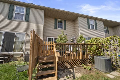 Tiny photo for 2002 Jasper Lane 26D #26D, Hilliard, OH 43026 (MLS # 225037619)