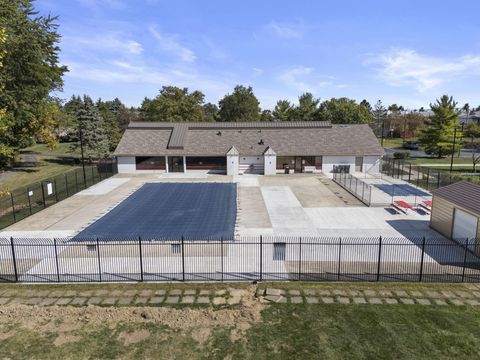 Tiny photo for 2002 Jasper Lane 26D #26D, Hilliard, OH 43026 (MLS # 225037619)