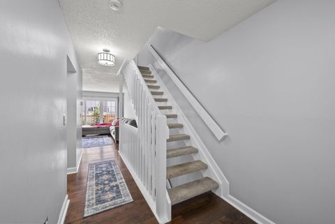 Tiny photo for 2002 Jasper Lane 26D #26D, Hilliard, OH 43026 (MLS # 225037619)