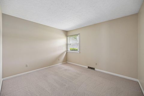 Tiny photo for 676 Fairlawn Drive, Circleville, OH 43113 (MLS # 226014364)