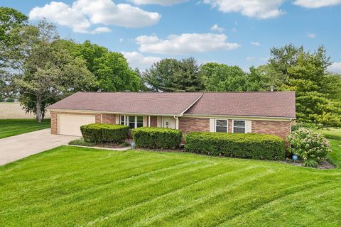 Tiny photo for 676 Fairlawn Drive, Circleville, OH 43113 (MLS # 226014364)