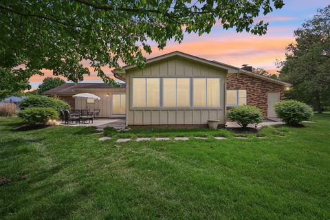 Tiny photo for 676 Fairlawn Drive, Circleville, OH 43113 (MLS # 226014364)