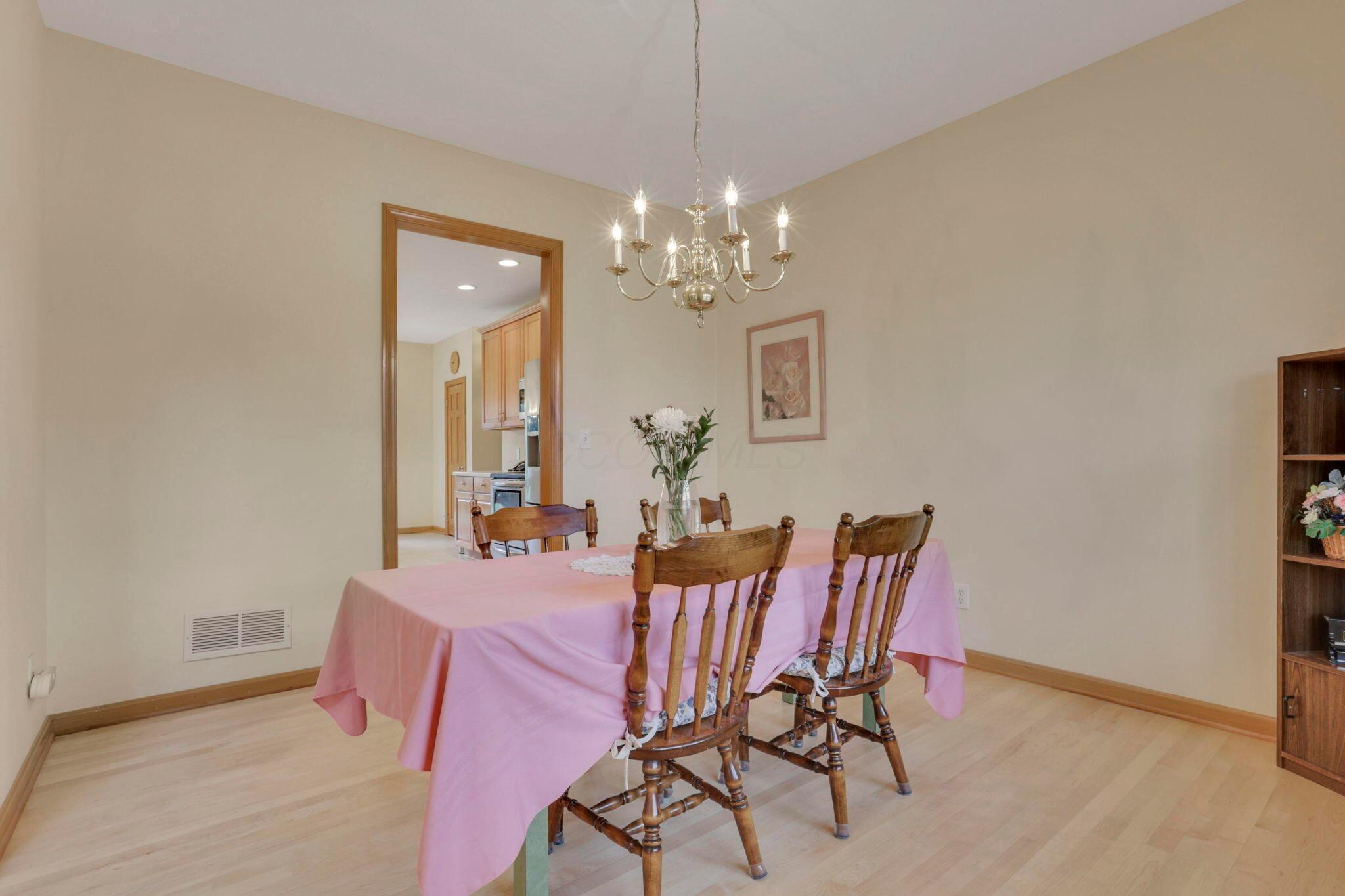 1382 S Galena Road, Galena, Ohio image 11