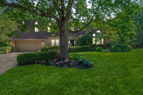 Photo of 5049 Glenaire Drive, Dublin, OH 43017 (MLS # 226020563)